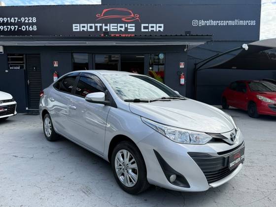 TOYOTA YARIS 1.5 16V FLEX SEDAN XL PLUS TECH MULTIDRIVE TOYOTA YARIS 1.5 16V FLEX SEDAN XL PLUS TECH MULTIDRIVE